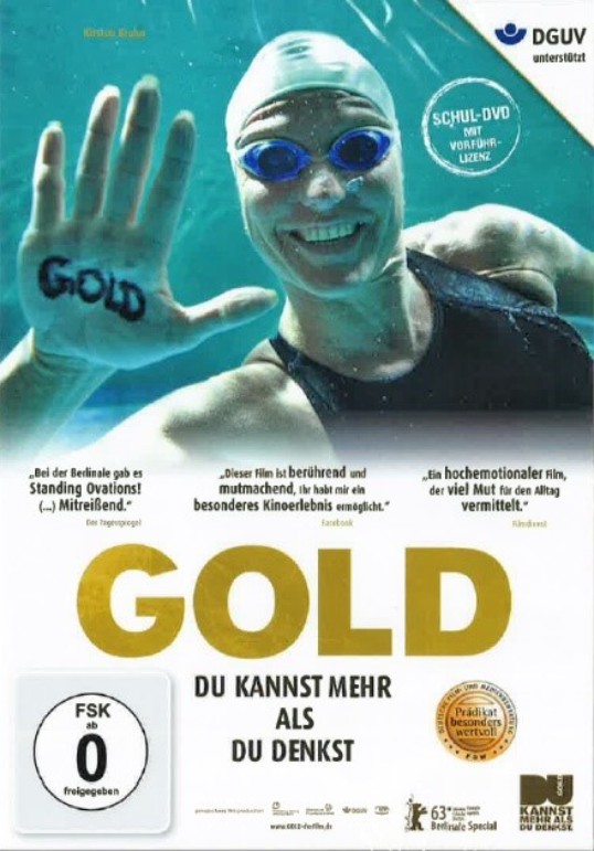 Das Titelbild zeigt die Schwimmerin Kirsten Bruhn, wie sie unter Wasser die Hand wie zum Gruß hebt. Auf der Hand steht 