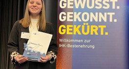 Emma Burkert bei der feierlichen Bestenehrung