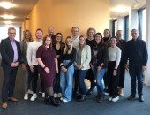 Herzlichen Glückwunsch an 12 Absolventinnen und Absolventen