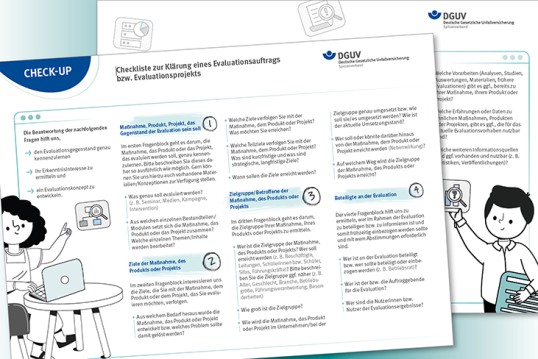 Titelseite der Checkliste zur Klärung eines Evaluationsauftrags bzw. Evaluationsprojekts