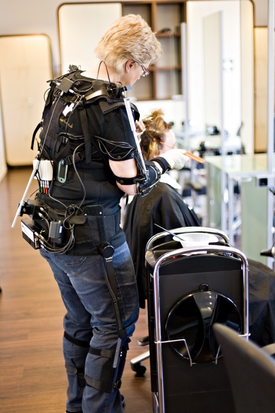 Hairdresser dying a customers hair