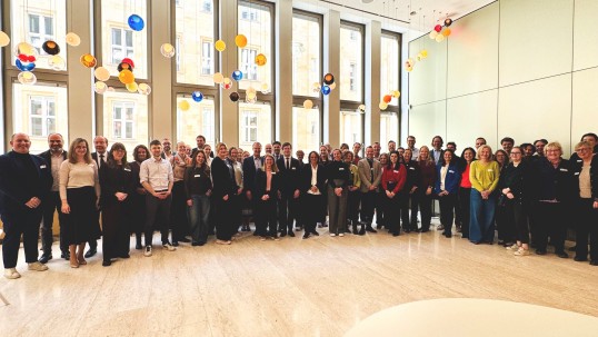 Gruppenfoto von Teilnehmenden.