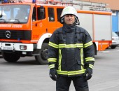 Bild eines Feuerwehrmannes in Uniform