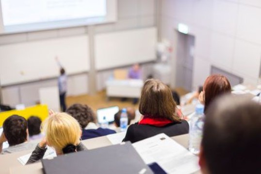 Studenten im Hörsaal